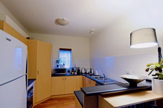 5/8-32 Howlett Street, Kensington image 5