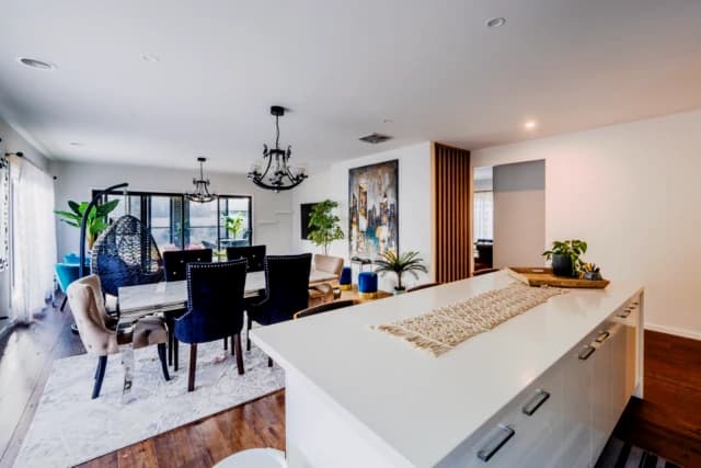 8 Karol Street, Alfredton image 3