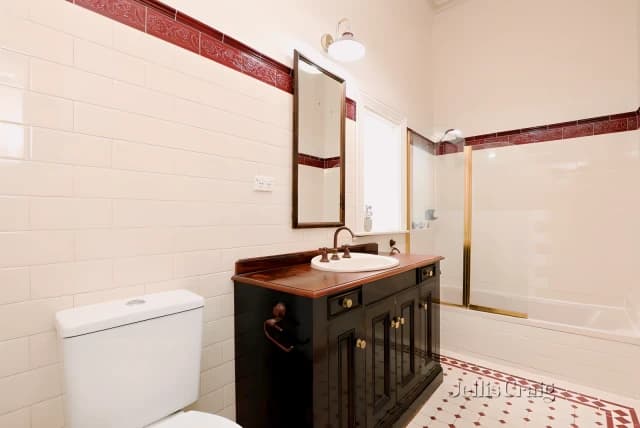 3 Bed, 1 Bath