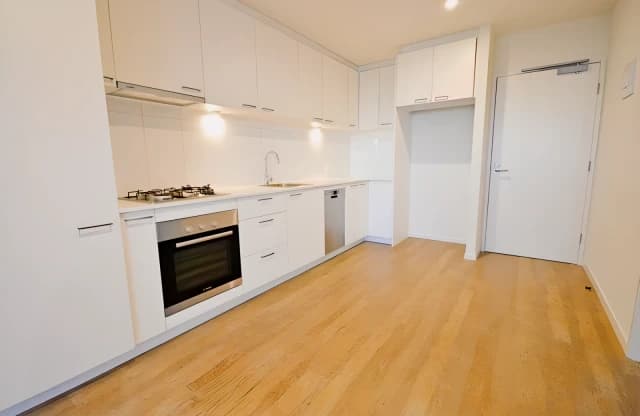 1 Bed, 1 Bath
