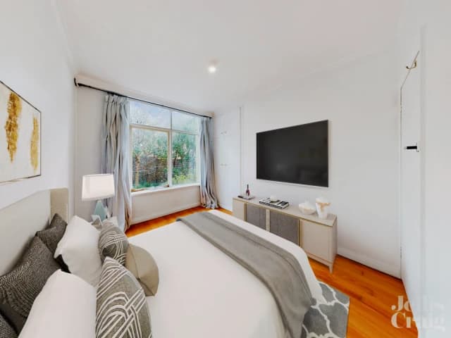 2/15 Illawarra Road, Hawthorn image 5
