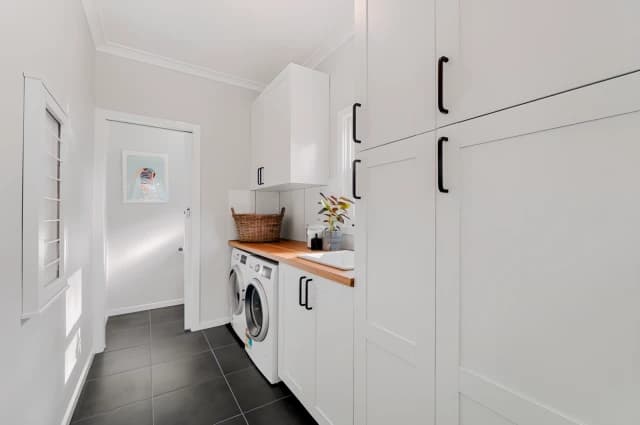 3 Robinson Street, Croydon image