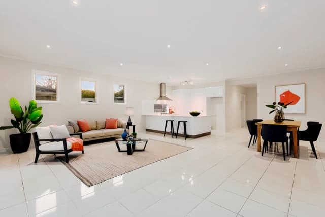 5 Bed, 2 Bath