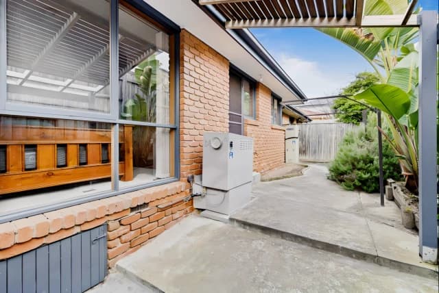 2/22 Garrisson Drive, Glen Waverley image