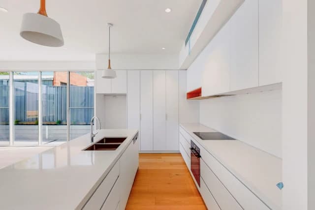 4 Bed, 2 Bath