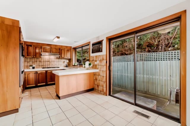 3 Bed, 1 Bath