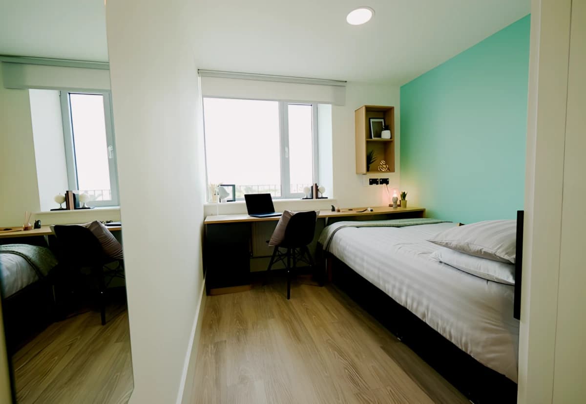 Gold Ensuite Premium