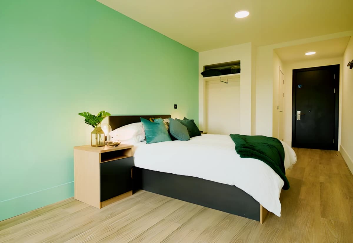 Platinum Ensuite Premium