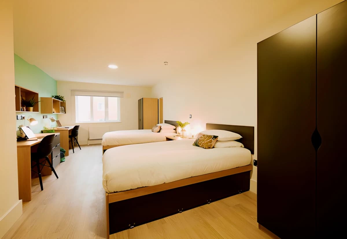 Twin Ensuite