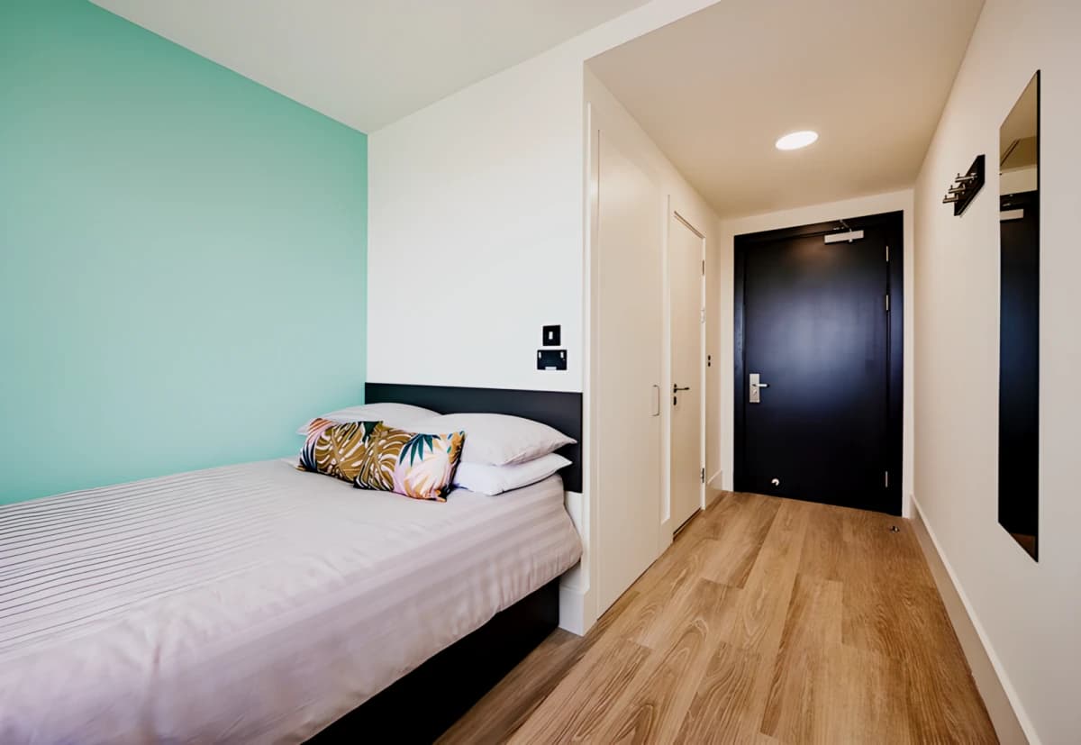 Gold Ensuite Premium