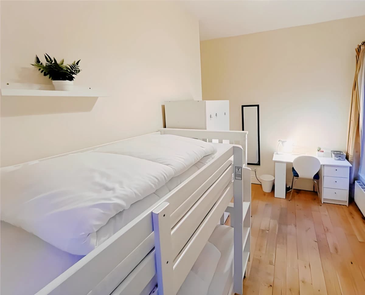 Male Twin Room