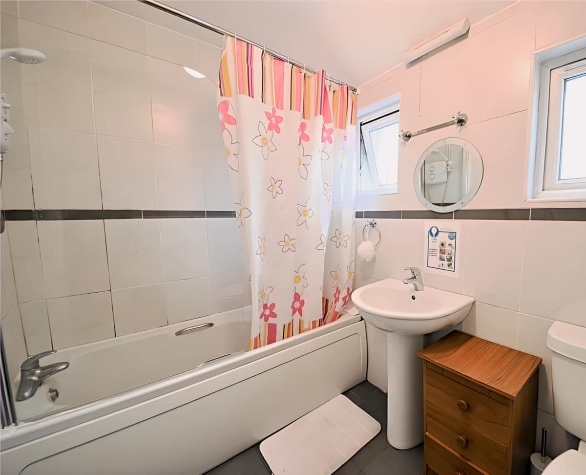 Male Twin Room