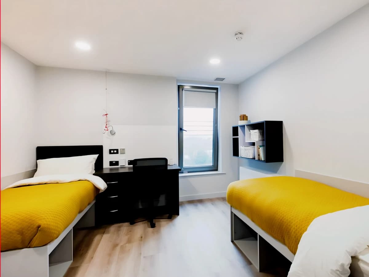 Classic Twin En Suite