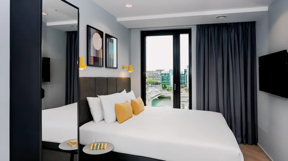 Studio (Sleeps 2-3)