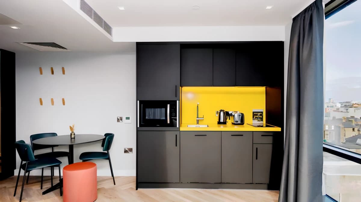1 Bedroom Apartment (Sleeps 3-4)