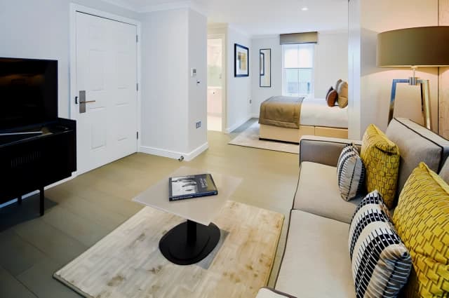 Studio Apartment