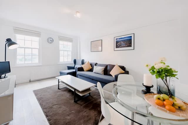 SL-Chalk Farm