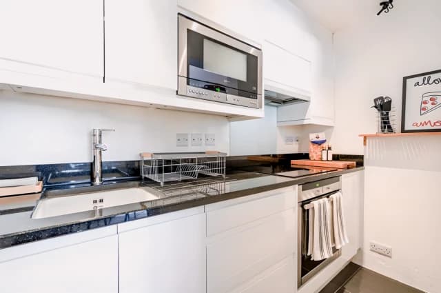 2 Bed Apartment