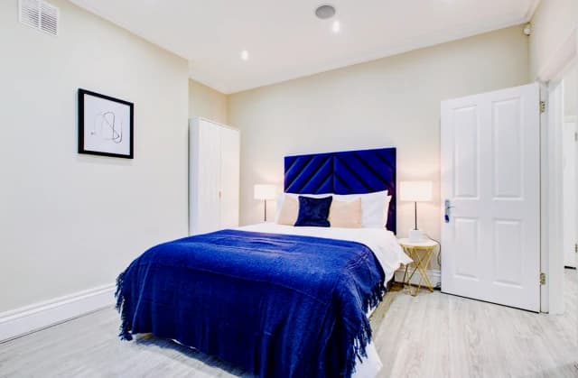 3 Bed Apartment