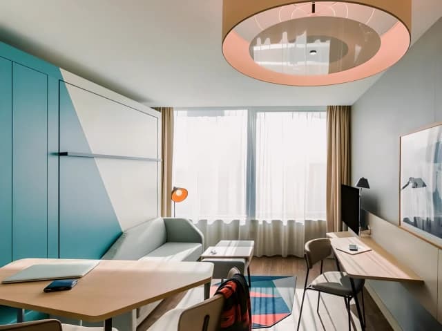 SL-Stratford Suites