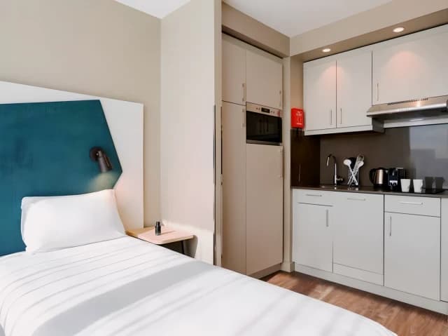 Studio Apartment