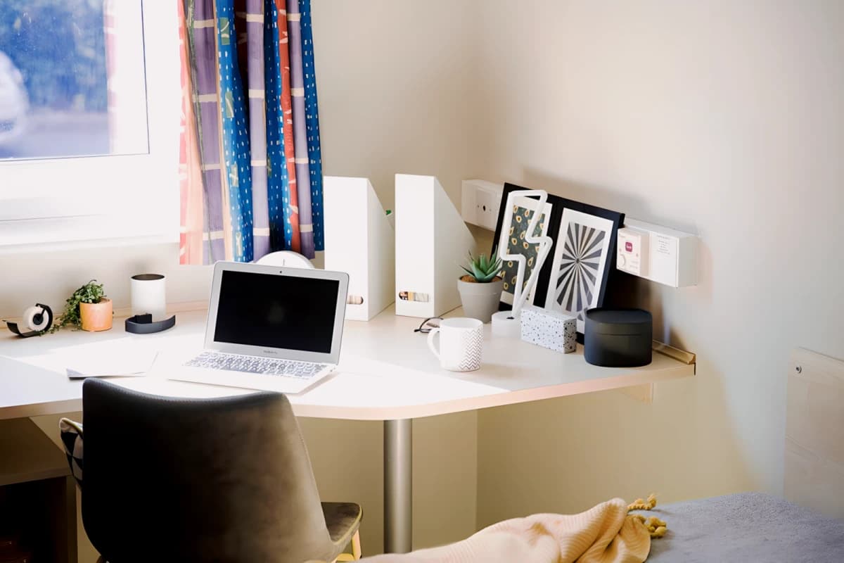 Gob East Central House image