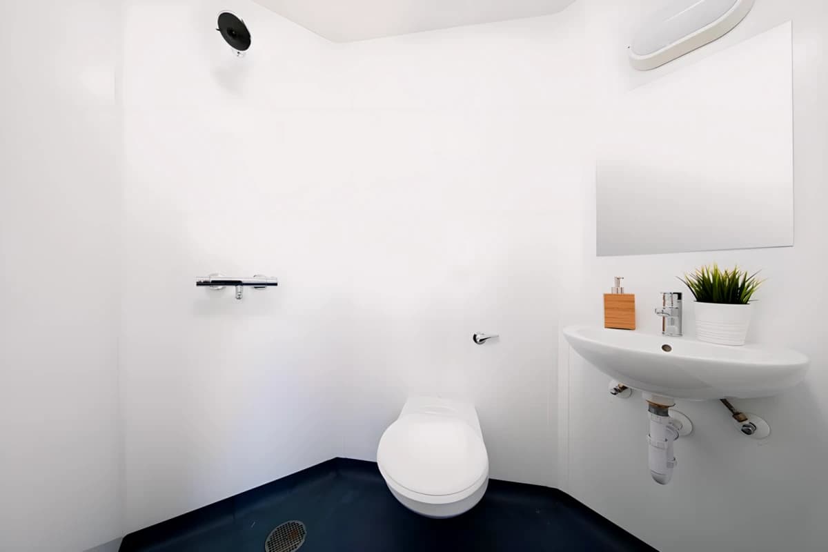 Gob East Central House image