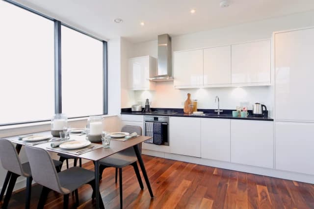 1 Bedroom Apartment