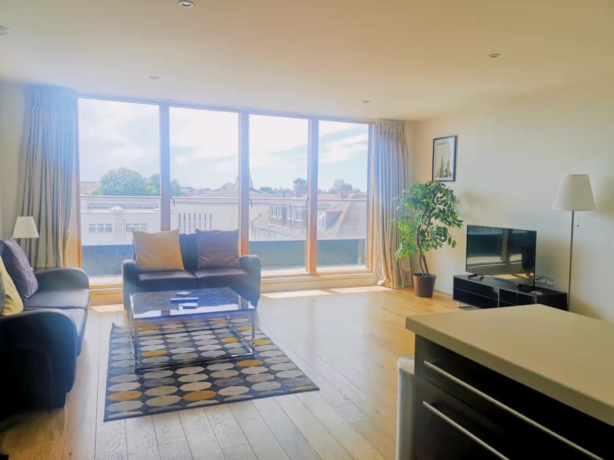 Ruislip Crown Apartments