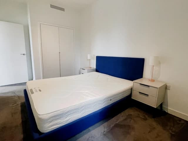 1 Bedroom 1 Bathroom Flat108