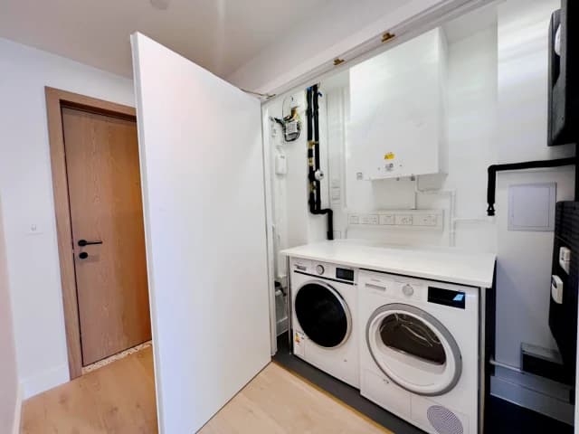 1 Bedroom 1 Bathroom