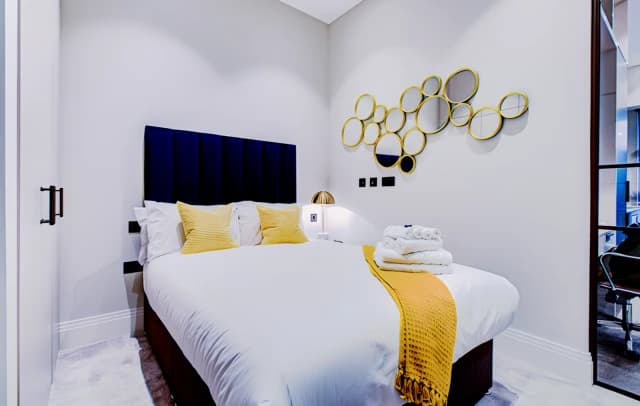 One Bedroom Apartment
