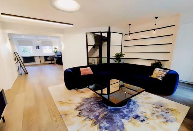 5 Bedroom 4 Bathroom