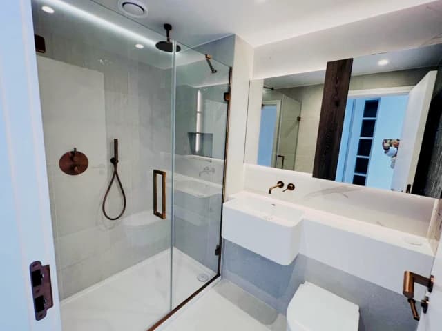 2 Bedroom 2 Bathroom