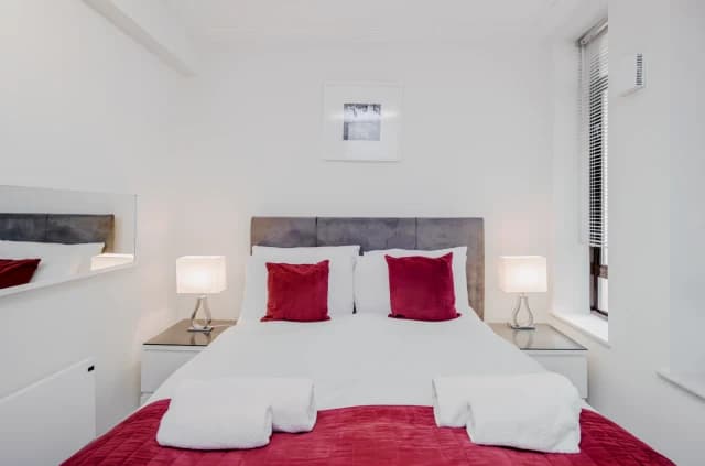 1 Bedroom Apartment