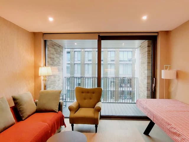 1 Bedroom 1 Bathroom