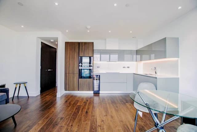 1 Bedroom 1 Bathroom