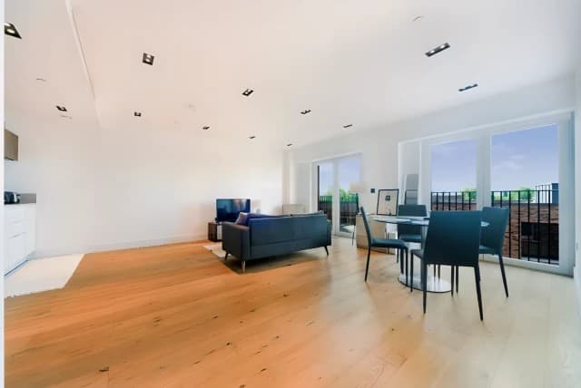 2 Bedroom 2 Bathroom