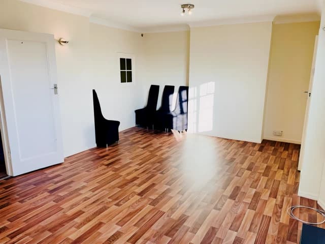 2 Beds 1 Bath