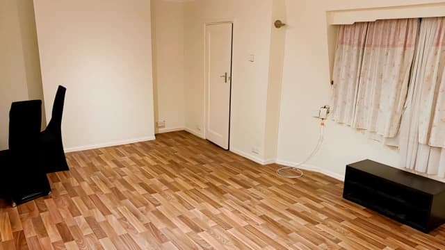 2 Beds 1 Bath
