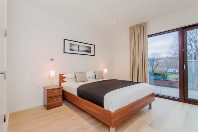 3 Beds 3 Baths
