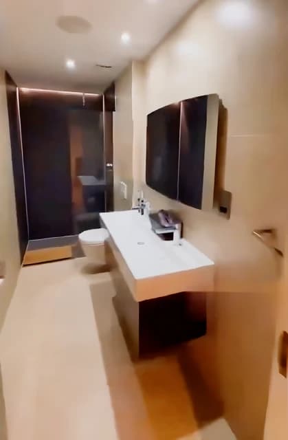 3 Beds 2 Baths