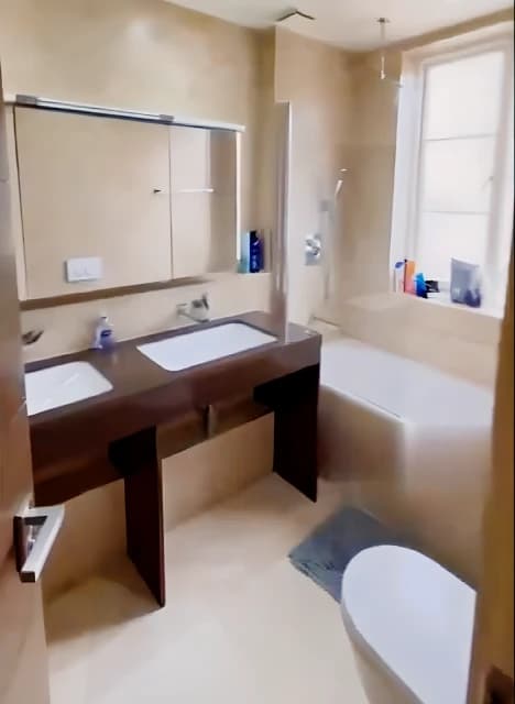 3 Beds 2 Baths