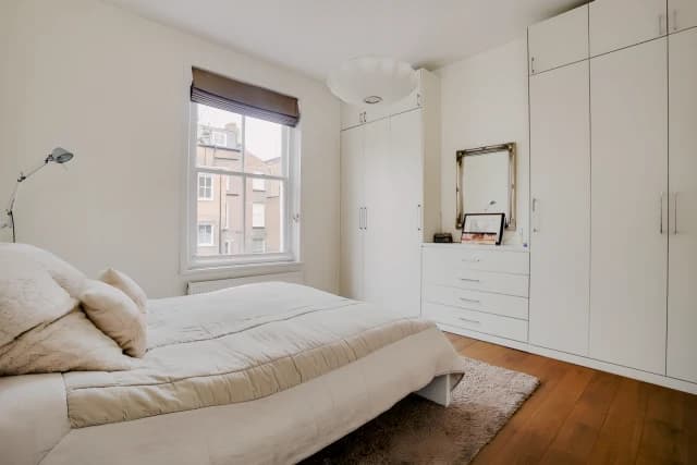 3 Beds 2 Baths