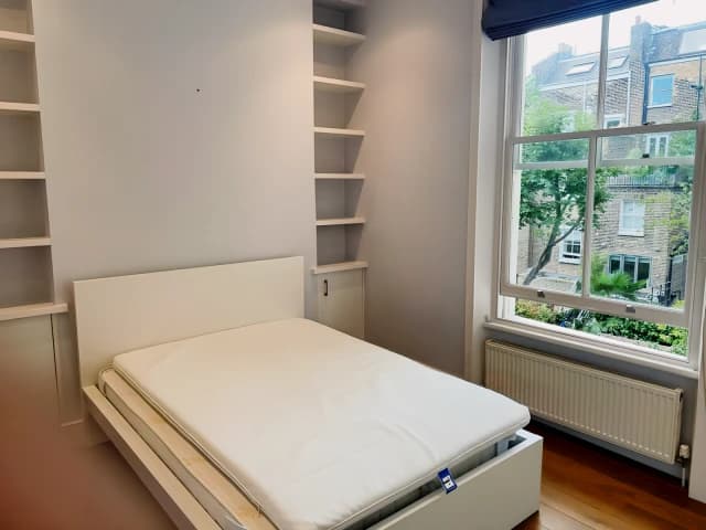 3 Beds 2 Baths