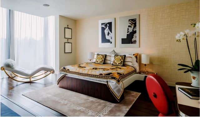 2 Bedrooms 2 Bathrooms