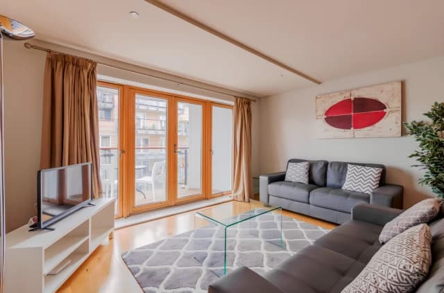2 Bedroom Apartment