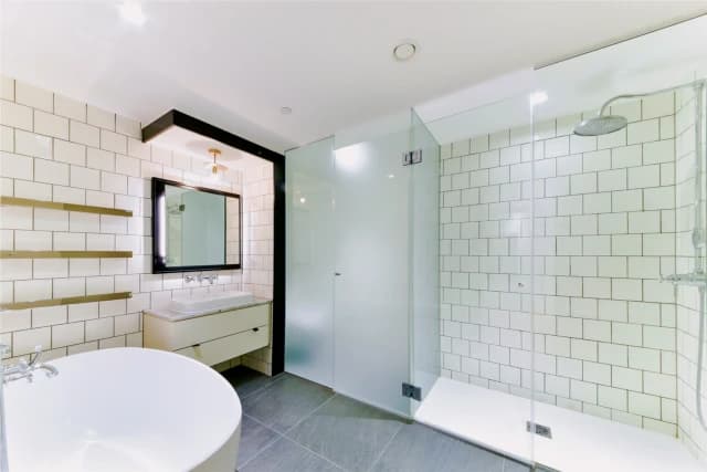 1 Bedroom 1 Bathroom