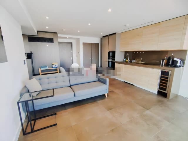 1 Bedroom 1 Bathroom
