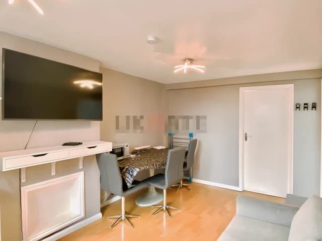 2 Bedroom 1 Bathroom